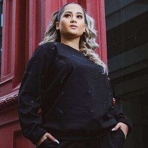 Lala Anthony Women Oversized Black Crewneck POWERFUL Rhinestone Sweatshirt S